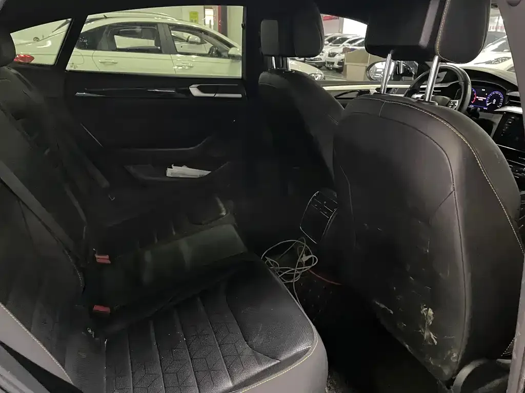 Volkswagen CC 2022 из CN, фото 9