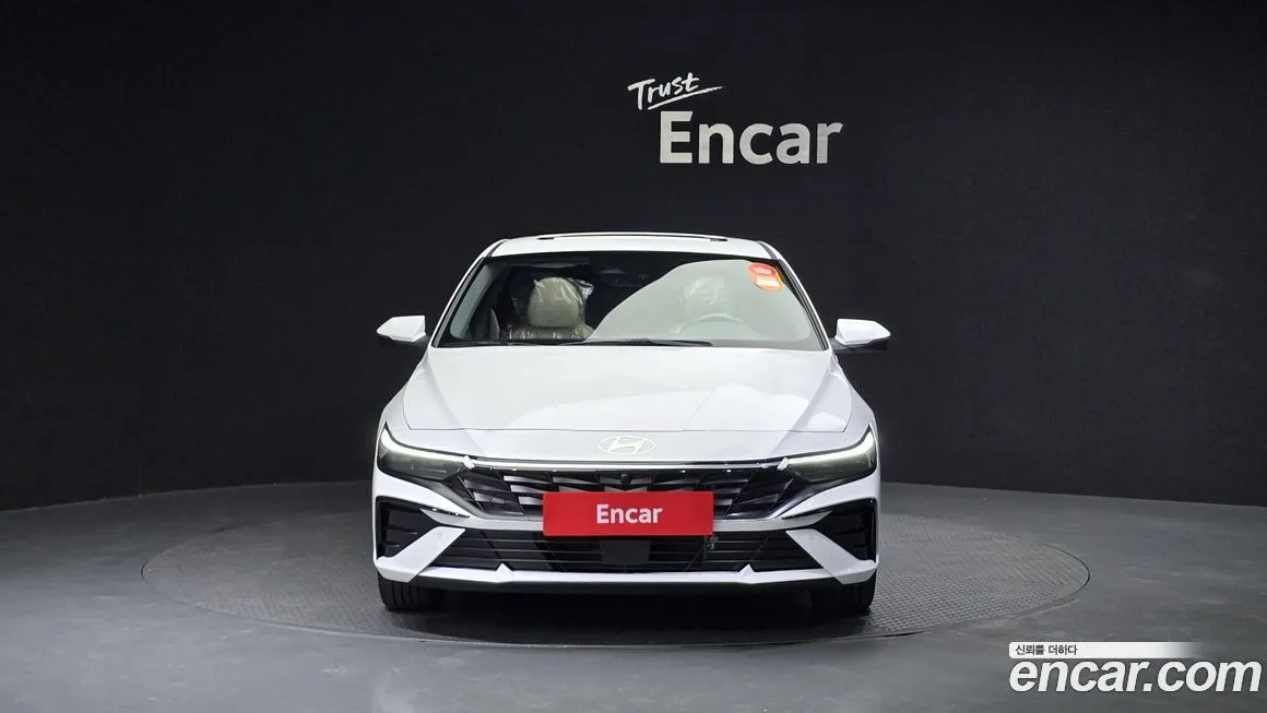 Hyundai AVANTE — фото 3