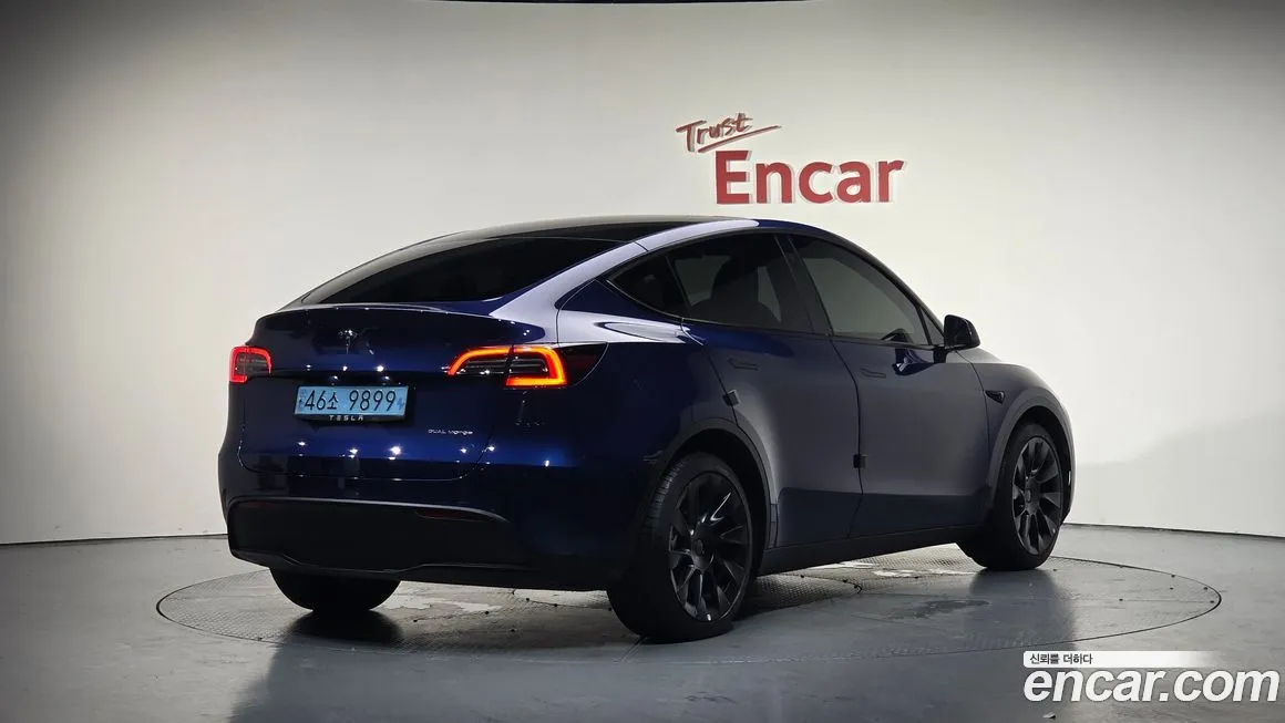 Tesla Model Y — фото 2