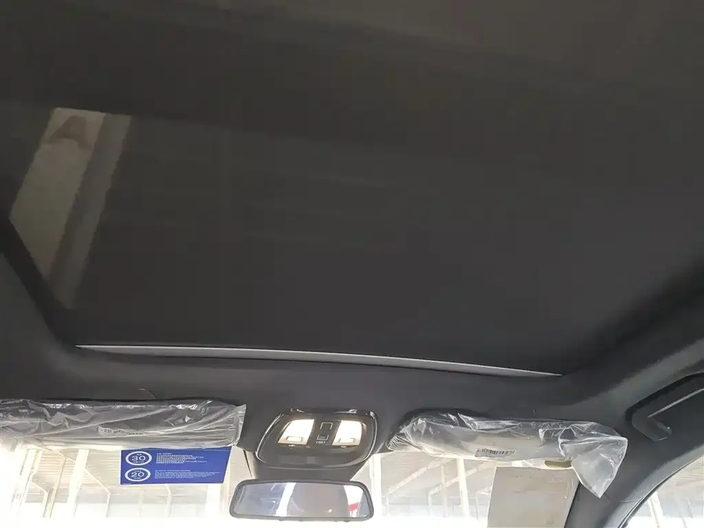 Volvo S60 2025 из CN, фото 7