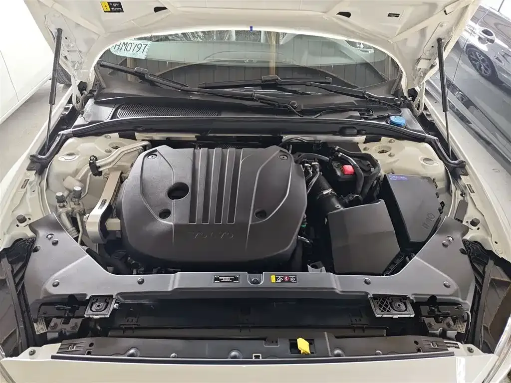 Volvo S60 2025 из CN, фото 9