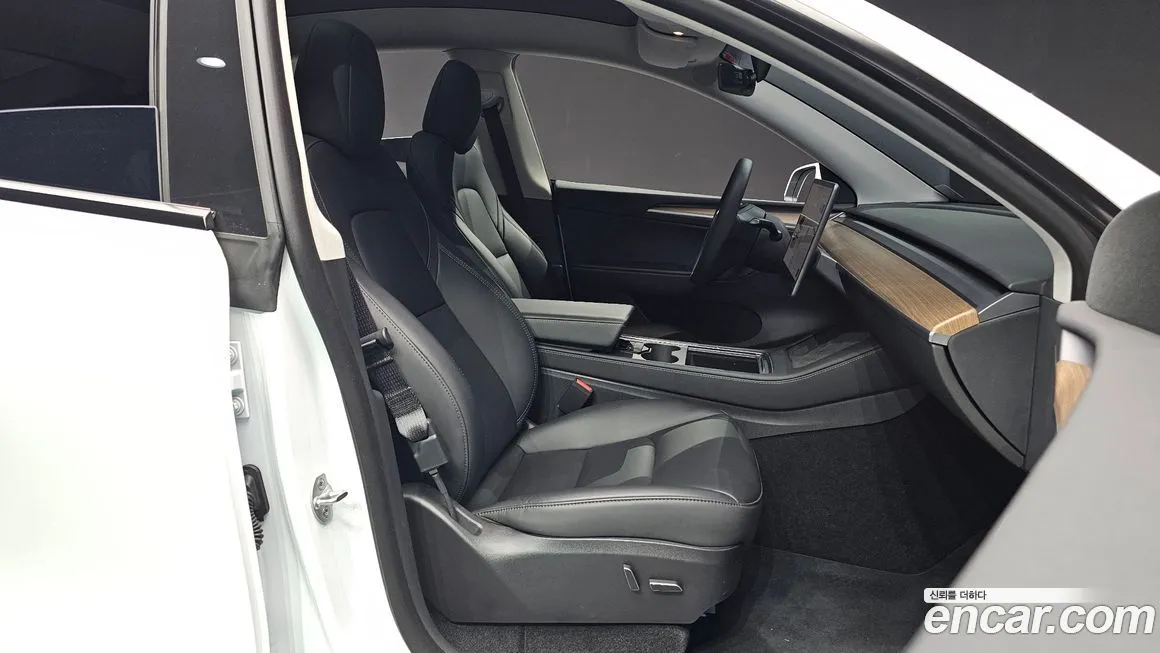 Tesla Model Y 2024 из KR, фото 10