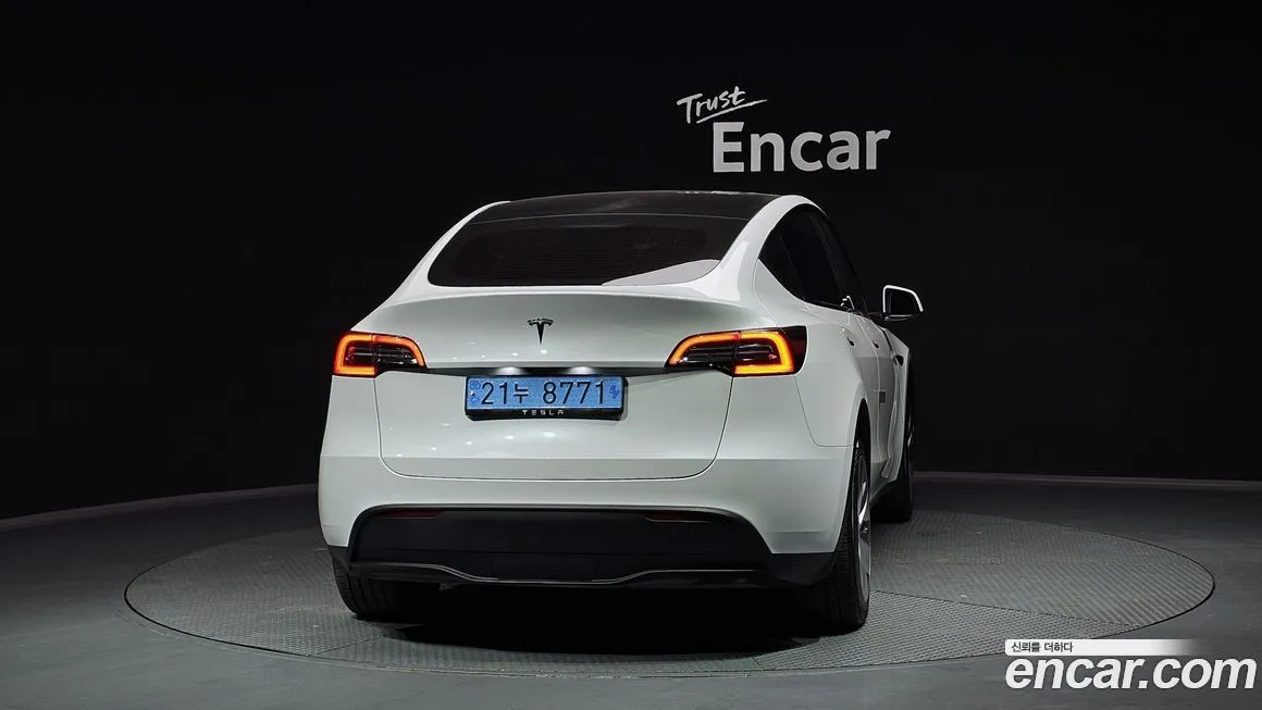 Tesla Model Y 2024 из KR, фото 4