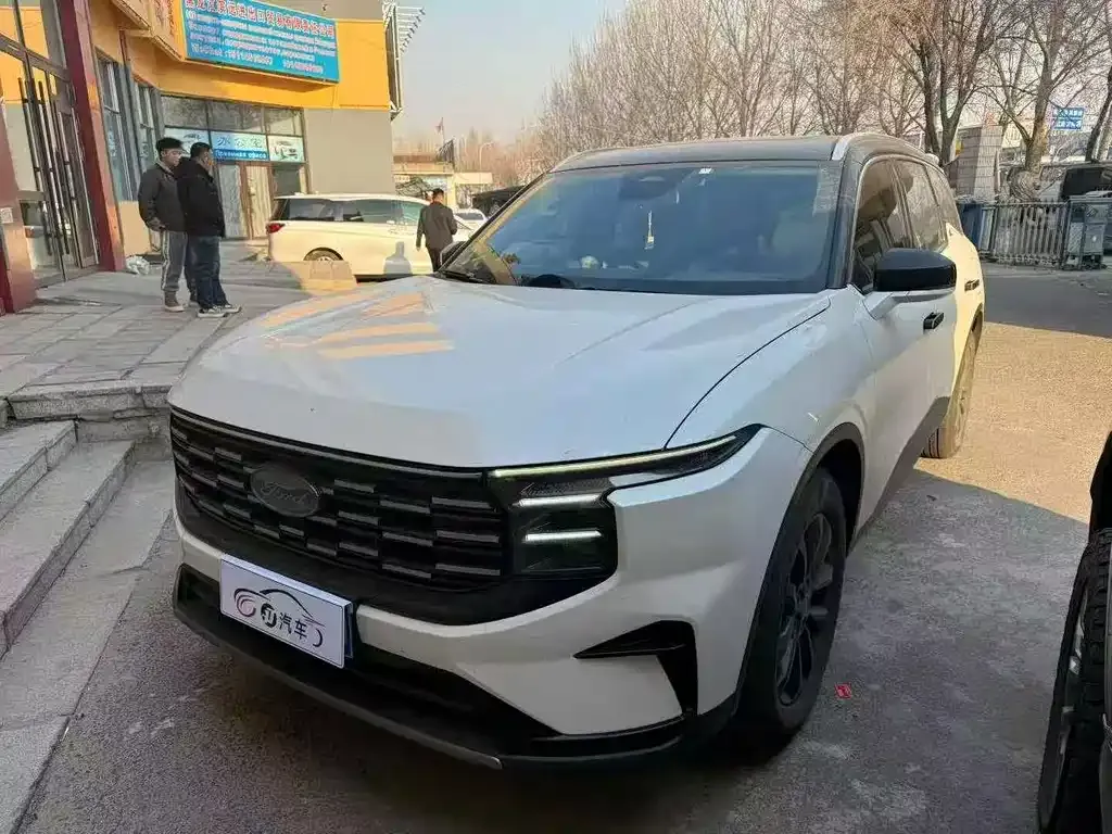 Ford Edge 2024 из CN, фото 1