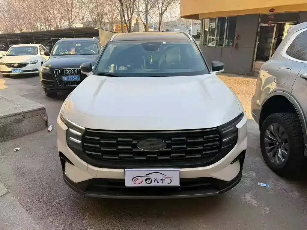Ford Edge 2024 из CN, фото 2