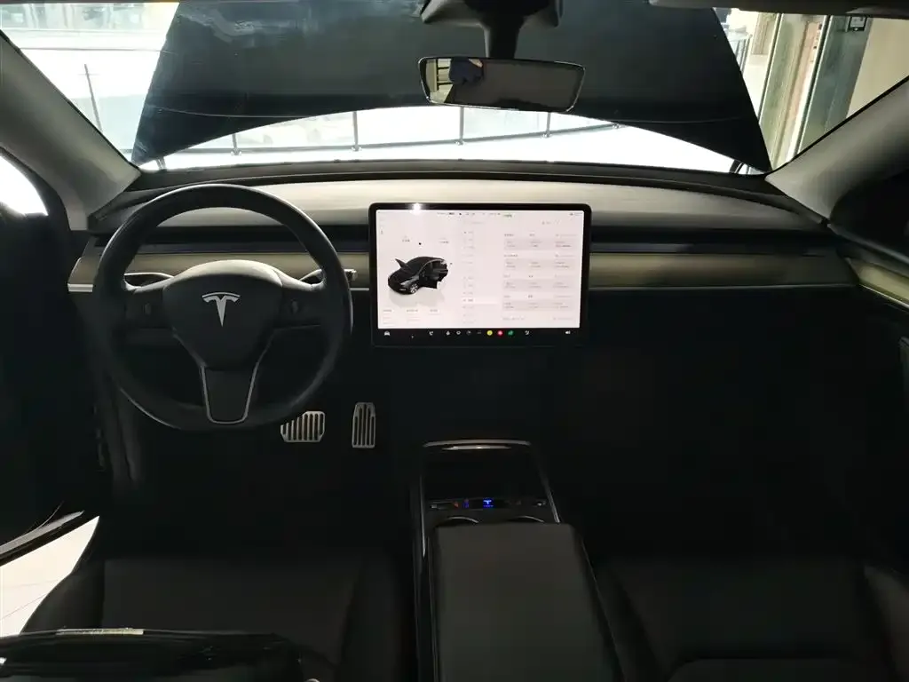 Tesla Model Y 2023 из CN, фото 10