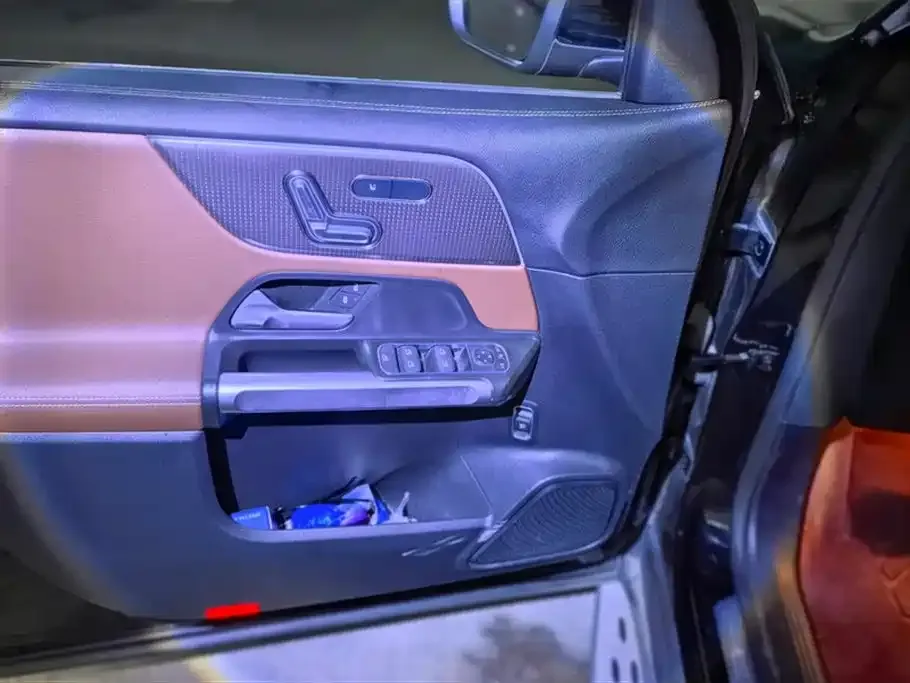 Mercedes-Benz GLB 2023 из CN, фото 7