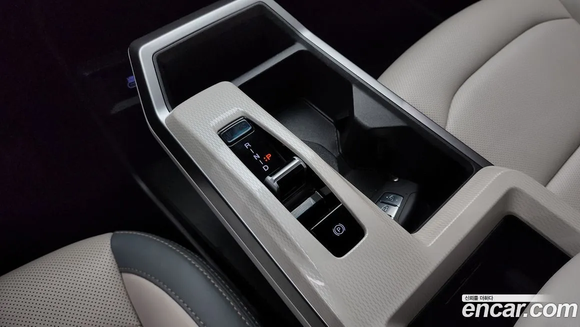KG Mobility (Ssangyong) Torres 2024 из KR, фото 9