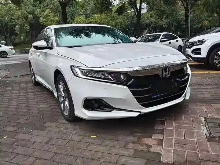Honda Accord — фото 3