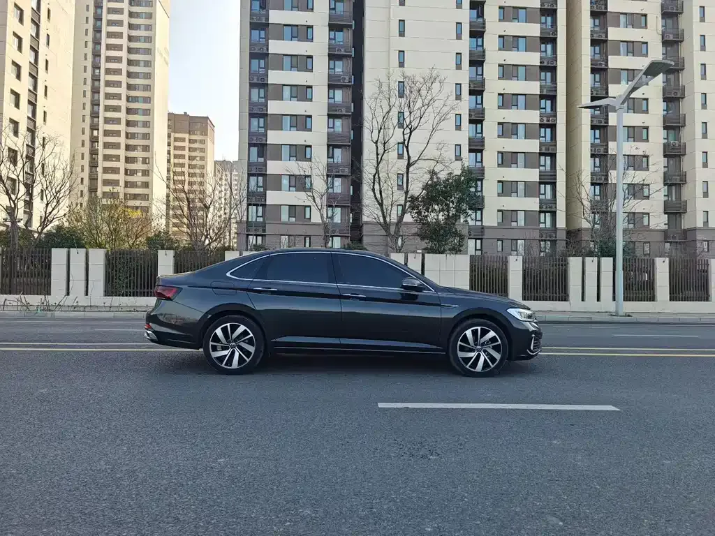 Volkswagen Sagitar 2023 из CN, фото 5