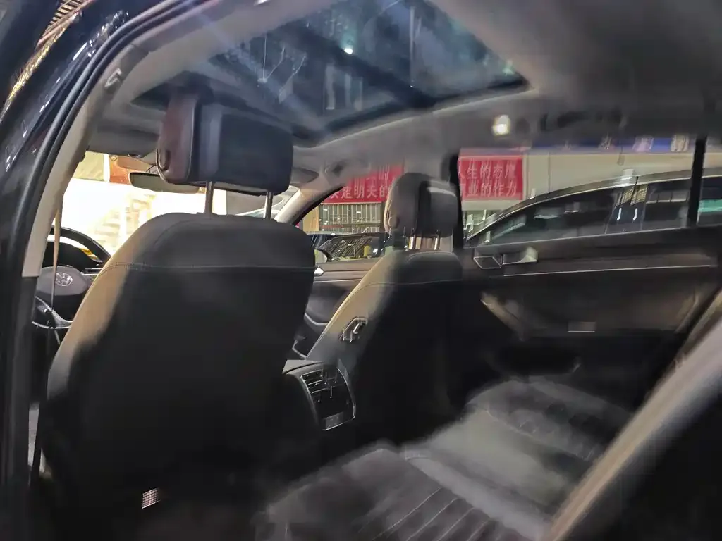 Volkswagen Magotan 2021 из CN, фото 6