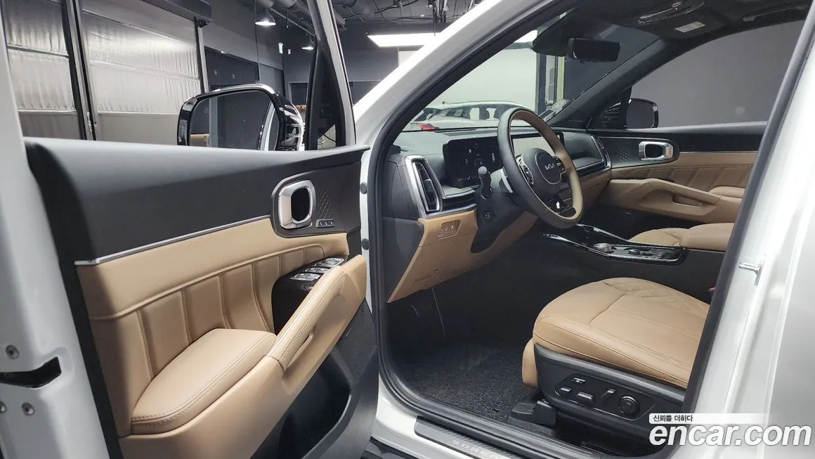 Kia Sorento — фото 10