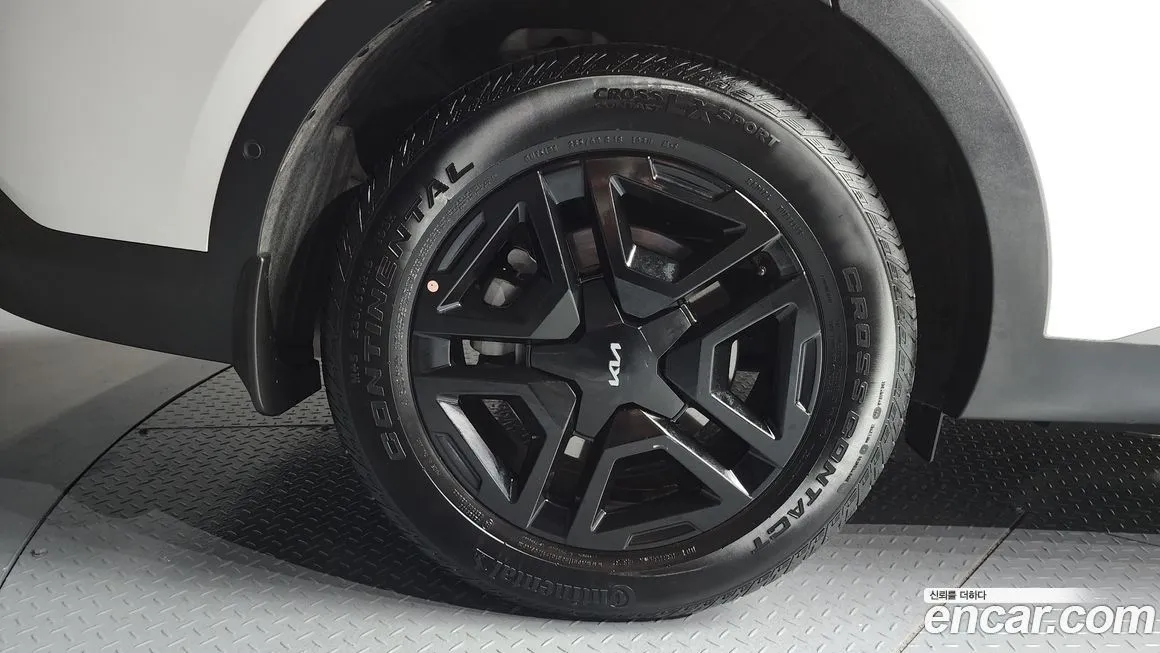 Kia Sorento — фото 5