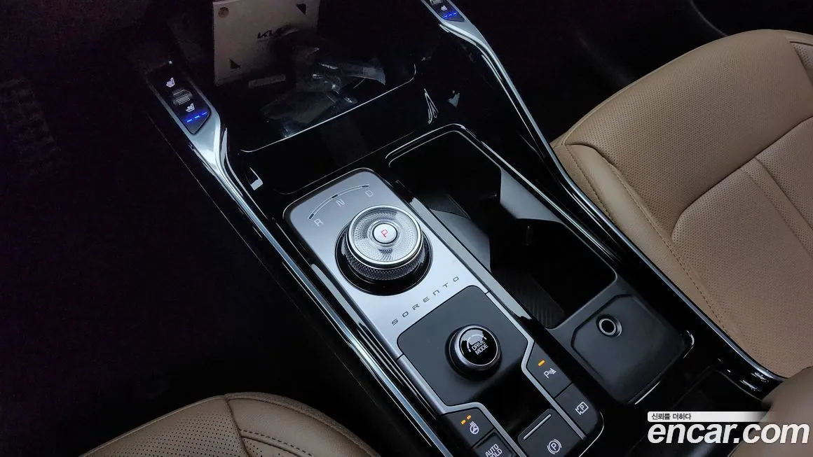 Kia Sorento — фото 9
