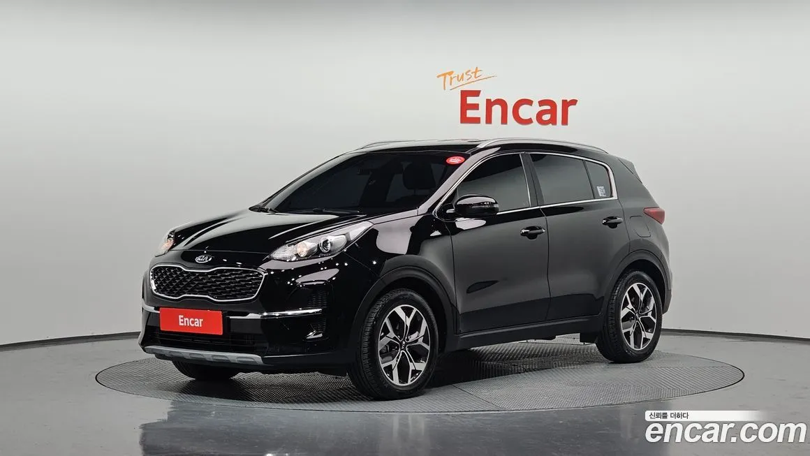 Kia Sportage — фото 1