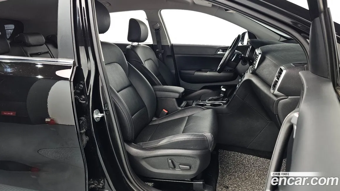 Kia Sportage — фото 10