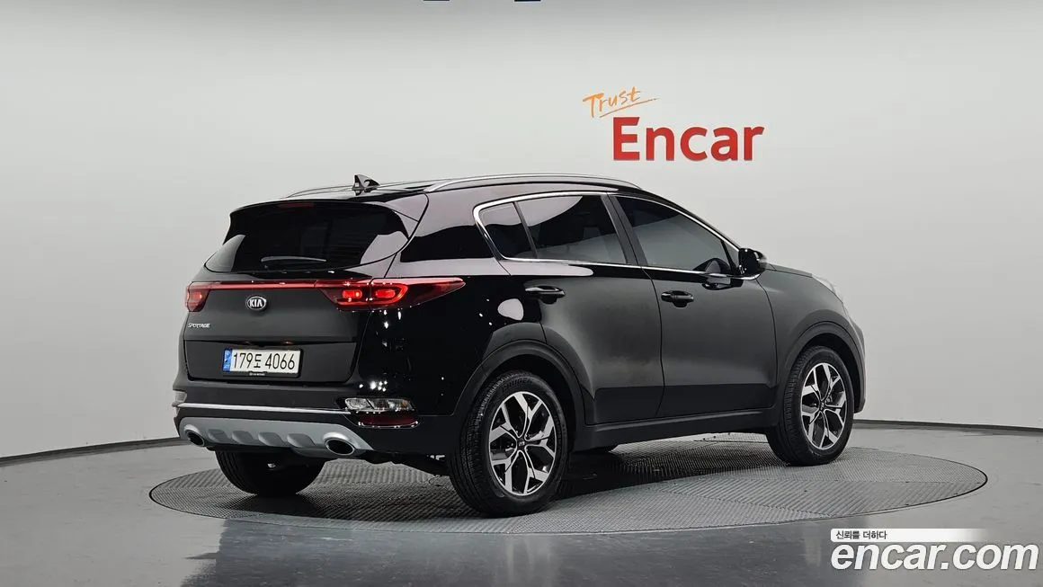 Kia Sportage — фото 2