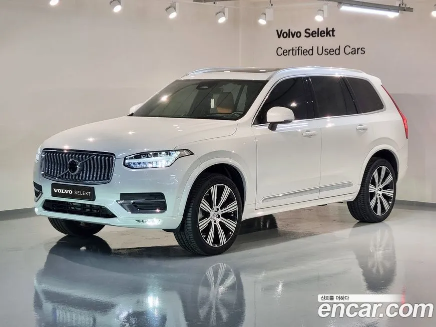 Volvo XC90 — фото 1