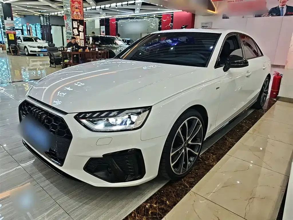 Audi A4L 2024 из CN, фото 2