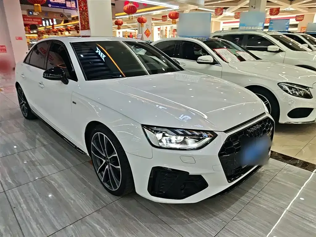 Audi A4L 2024 из CN, фото 4