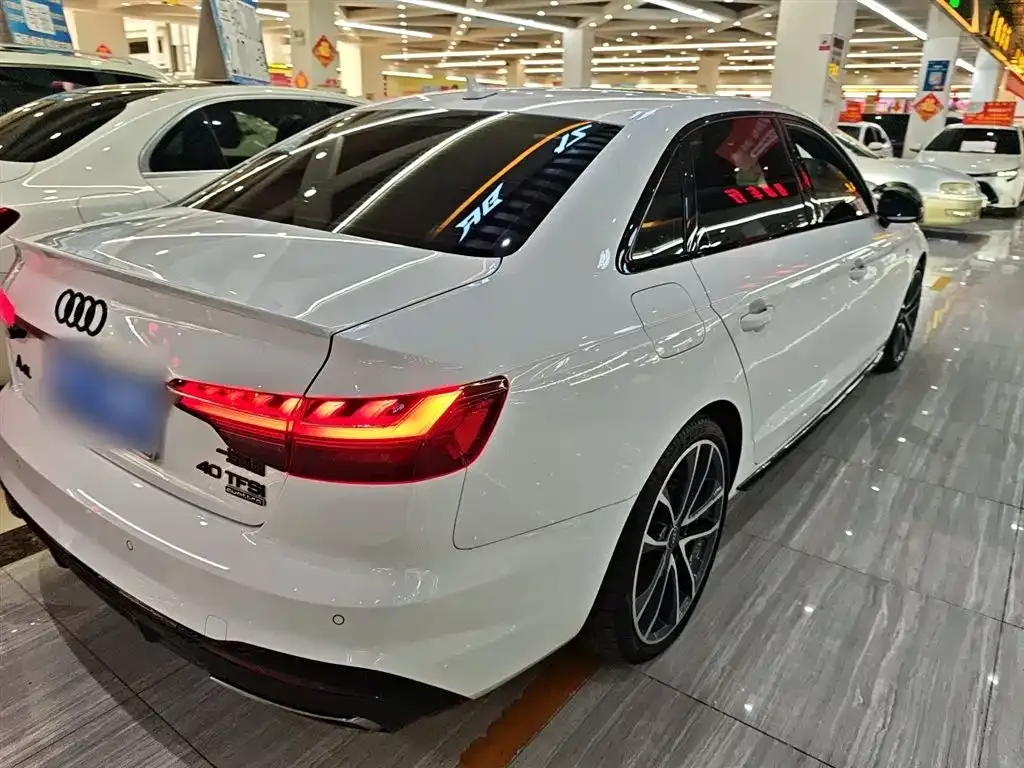 Audi A4L 2024 из CN, фото 7