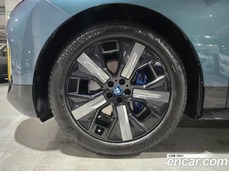 BMW iX 2023 из KR, фото 5