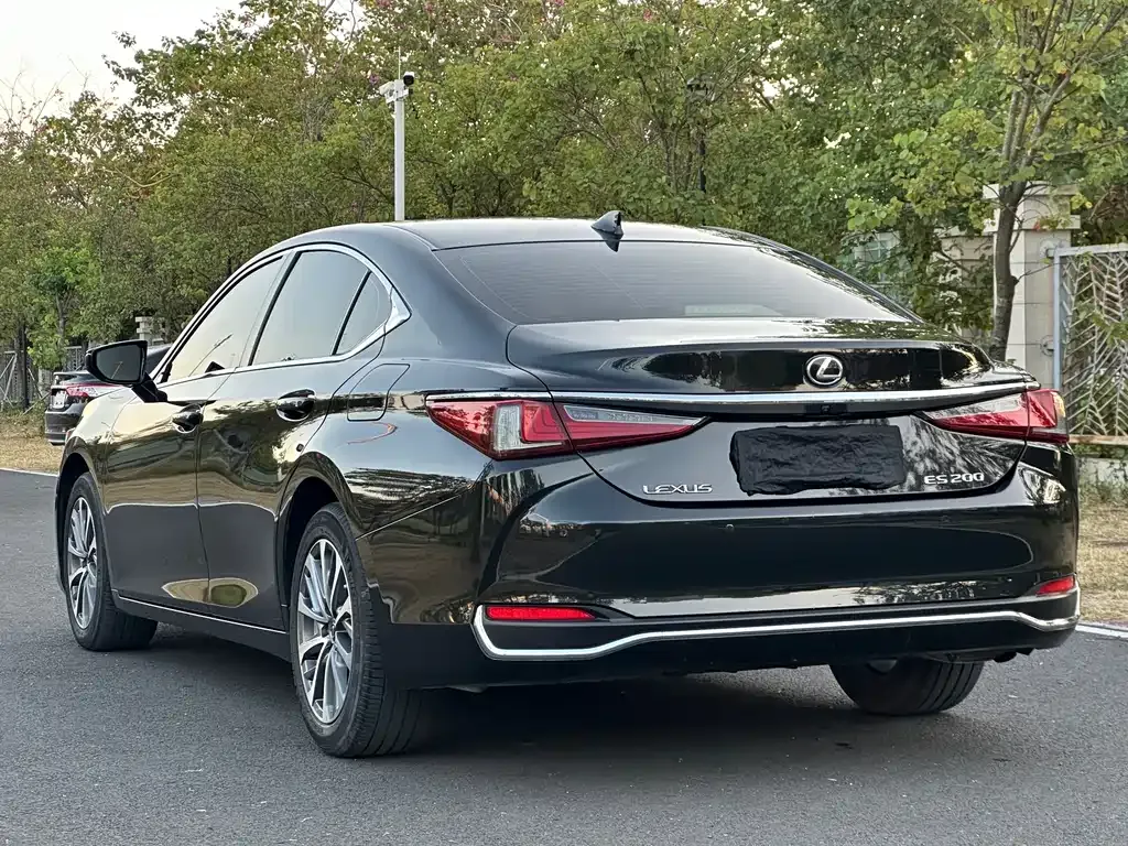 Lexus ES 2023 из CN, фото 4