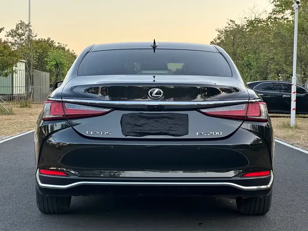 Lexus ES 2023 из CN, фото 5
