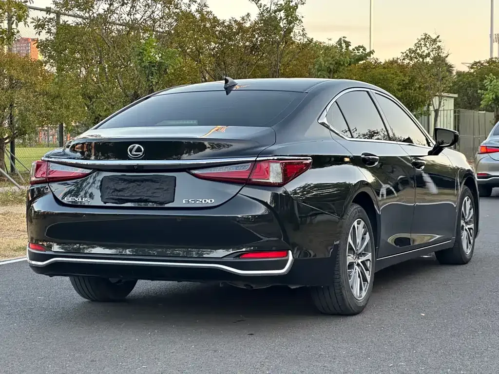 Lexus ES 2023 из CN, фото 6