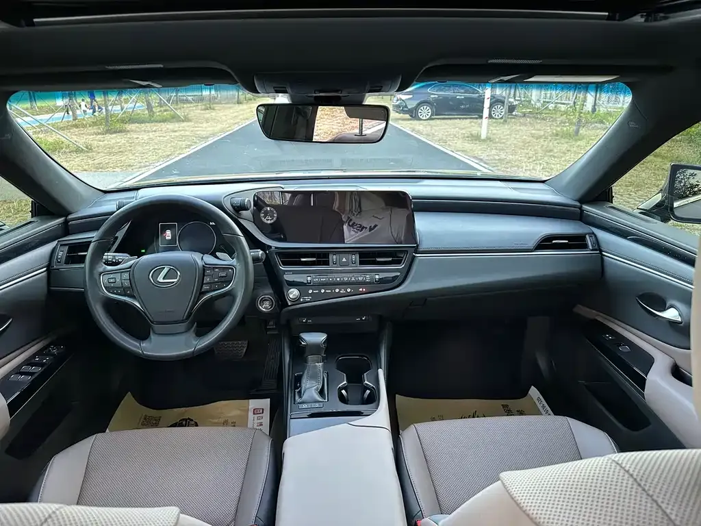 Lexus ES 2023 из CN, фото 9
