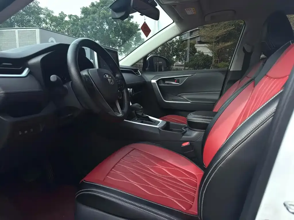 Toyota RAV4 2022 из CN, фото 6