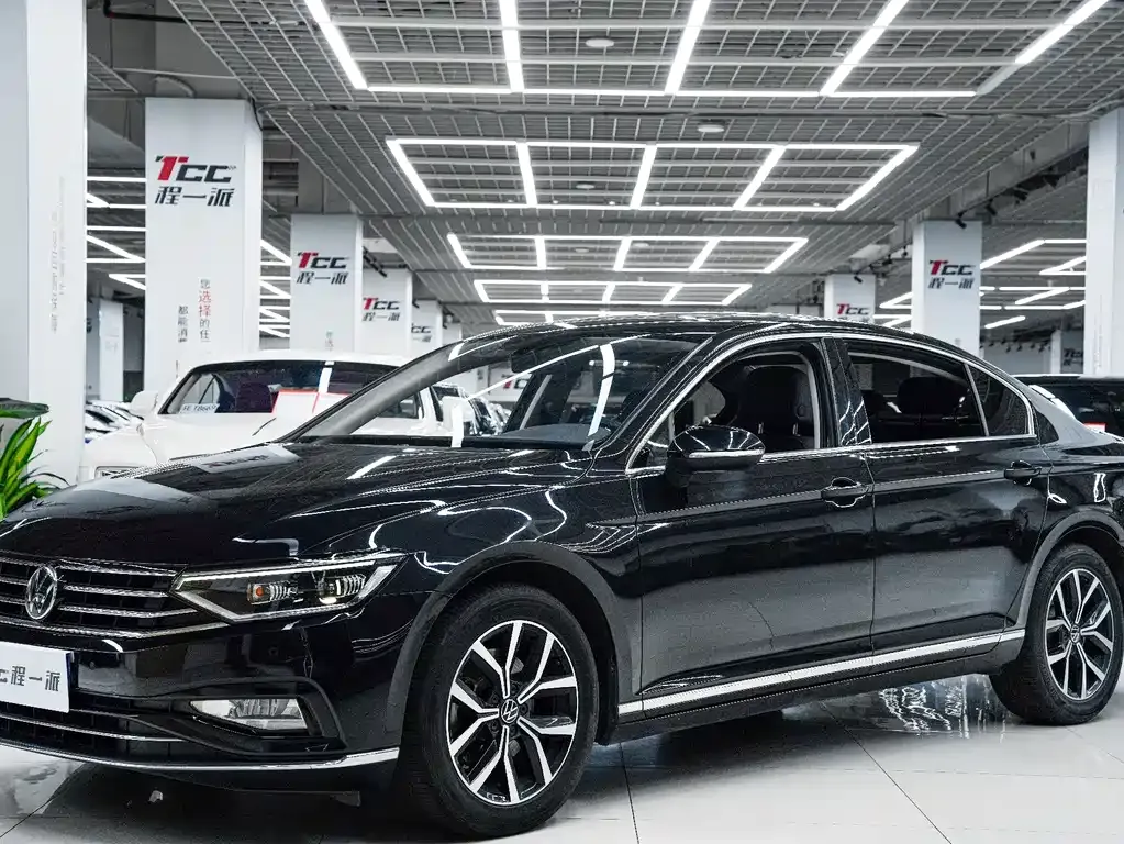 Volkswagen Magotan 2022 из CN, фото 1