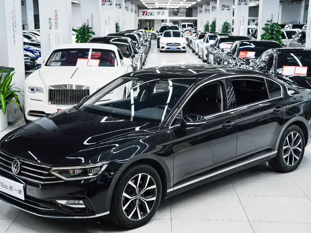 Volkswagen Magotan 2022 из CN, фото 4