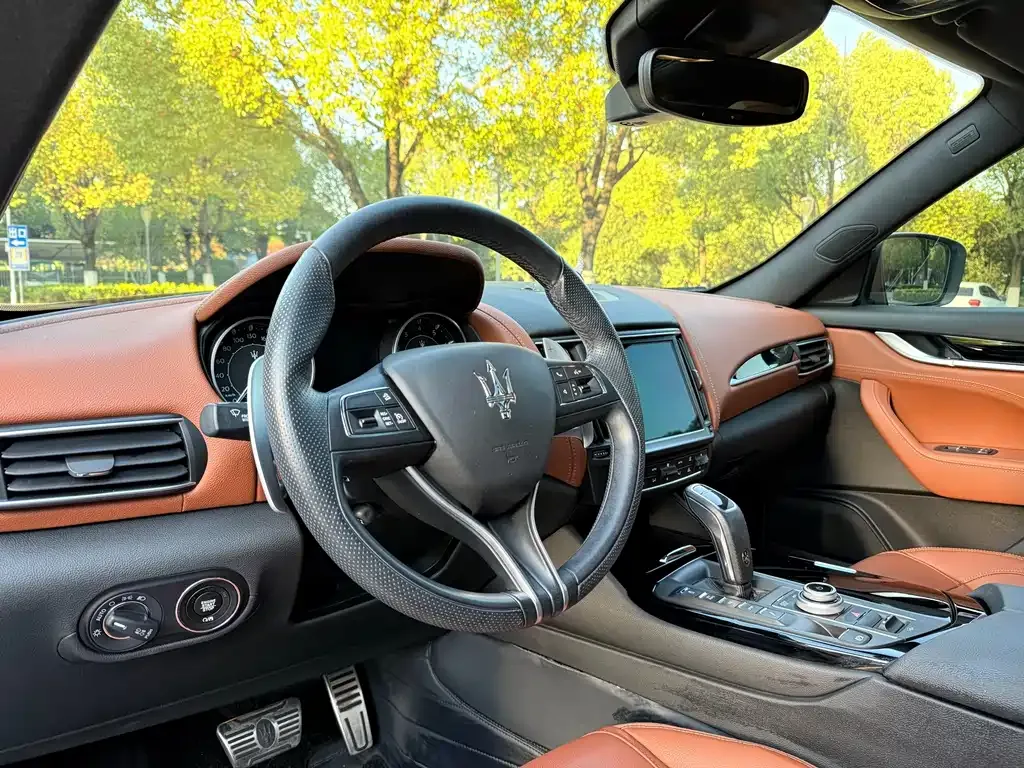 Maserati Levante 2023 из CN, фото 10