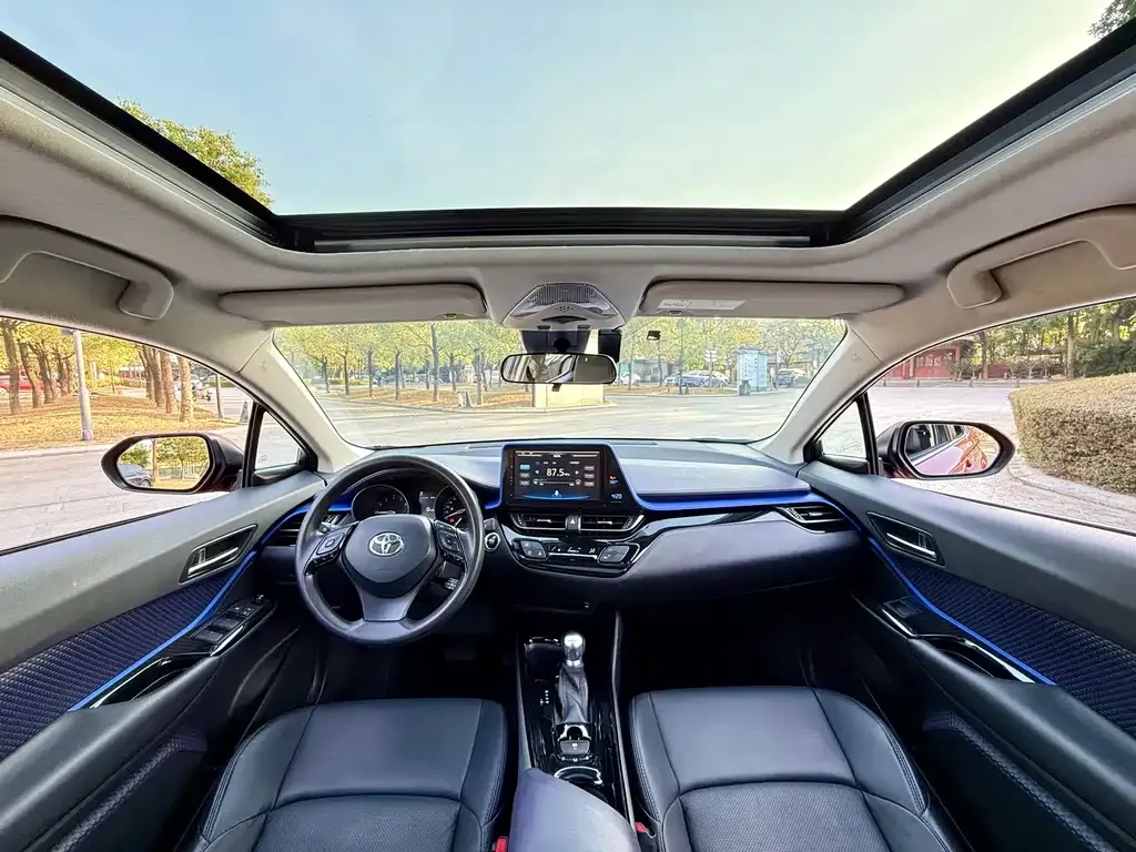 Toyota C-HR 2021 из CN, фото 8