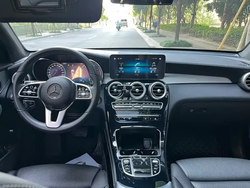 Mercedes-Benz GLC 2022 из CN, фото 8