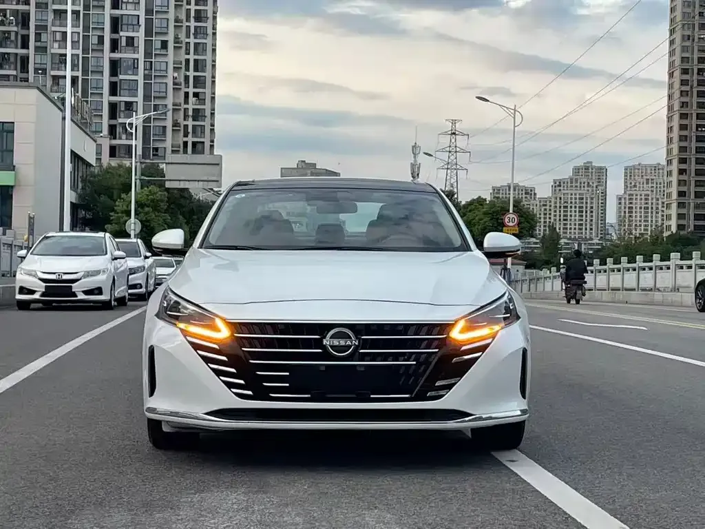 Nissan Teana 2023 из CN, фото 2