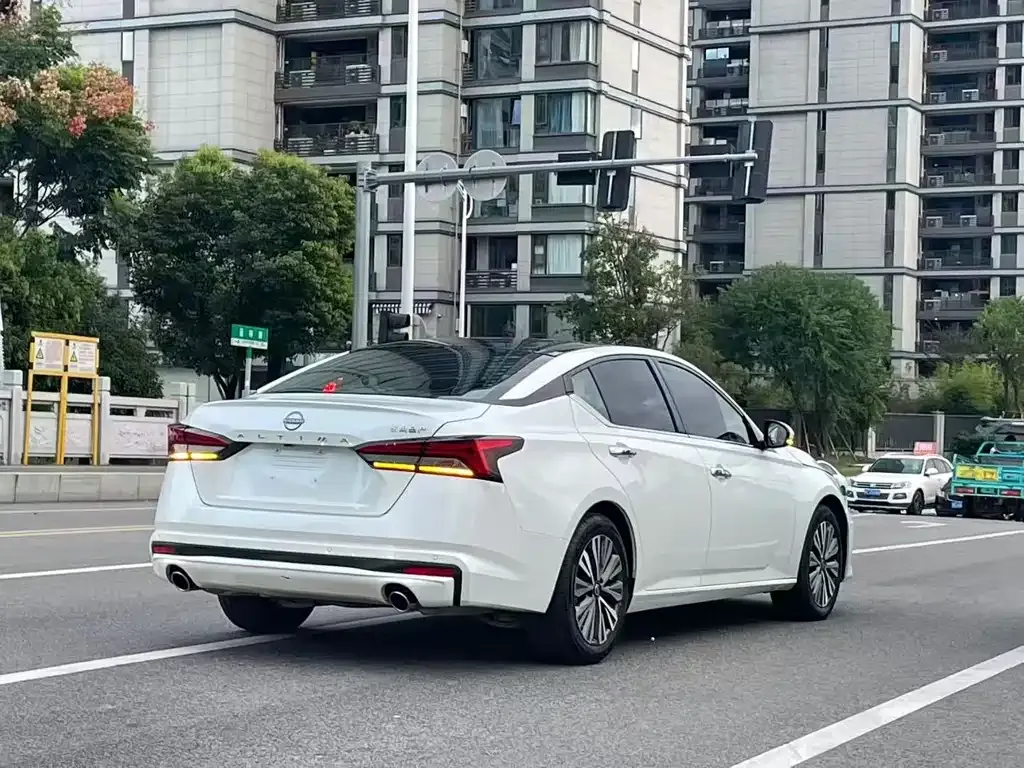 Nissan Teana 2023 из CN, фото 5