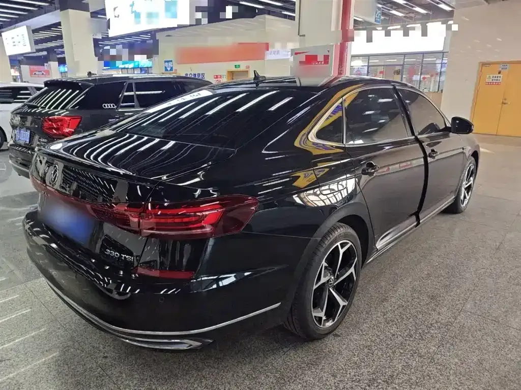 Volkswagen Passat 2023 из CN, фото 7