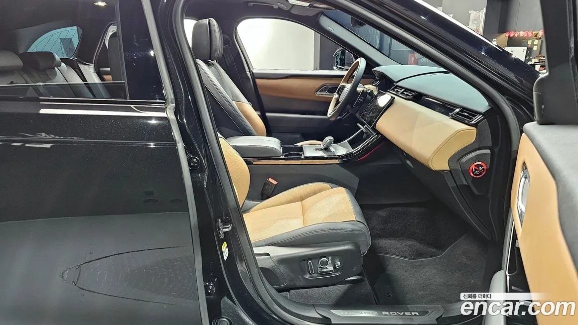Land Rover Range Rover Velar 2025 из KR, фото 10