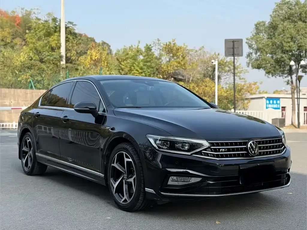 Volkswagen Magotan 2023 из CN, фото 3