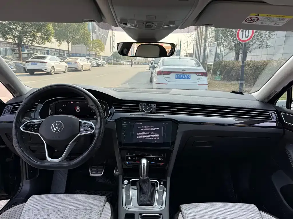 Volkswagen Magotan 2023 из CN, фото 7