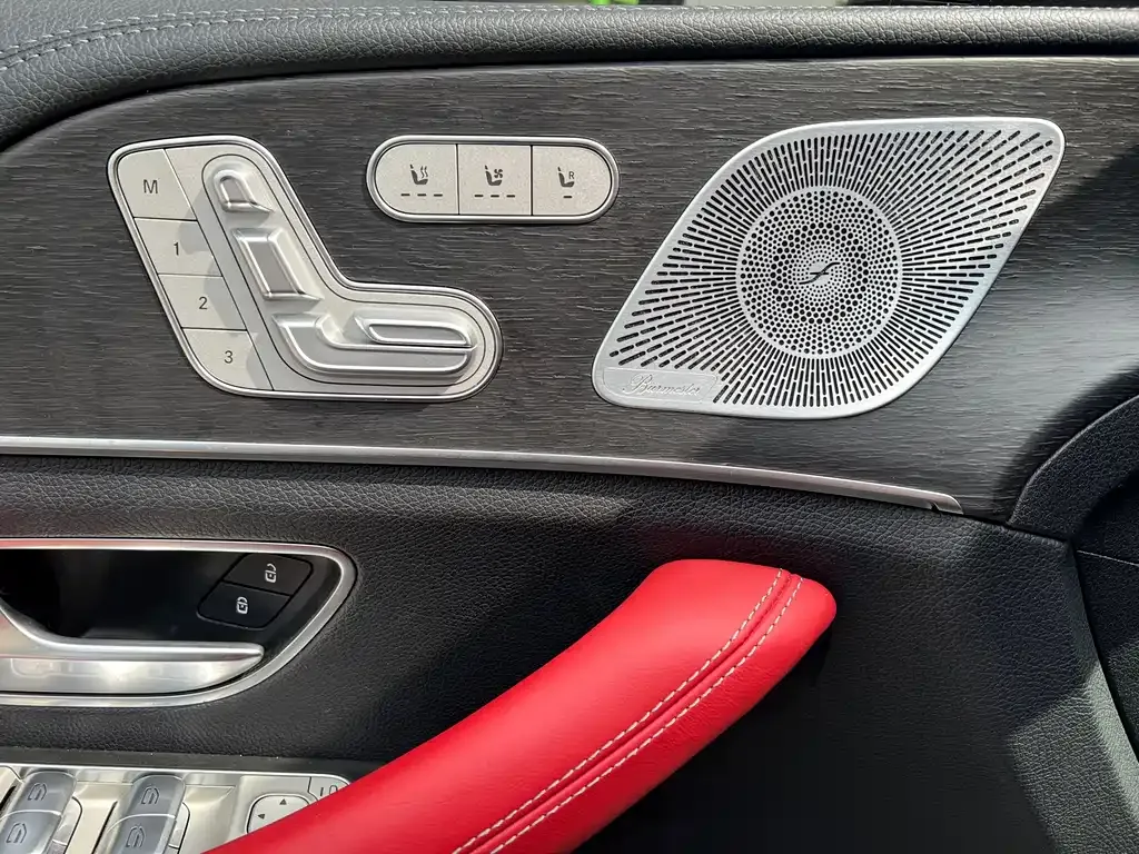 Mercedes-Benz GLE — фото 10