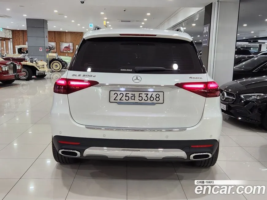 Mercedes-Benz GLE-Class — фото 4