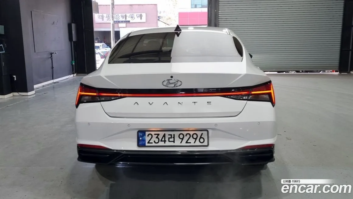 Hyundai AVANTE — фото 4