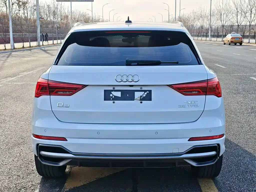 Audi Q3 — фото 5