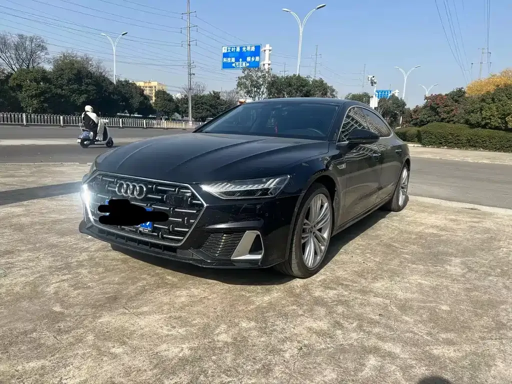 Audi A7L 2024 из CN, фото 1
