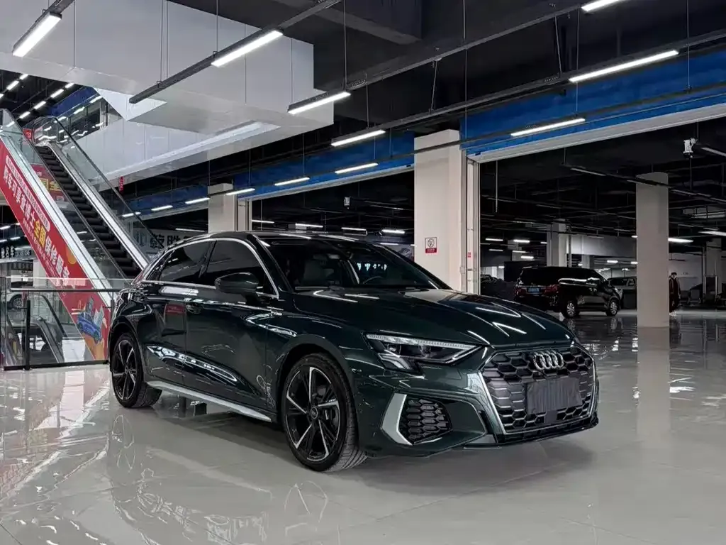 Audi A3 2024 из CN, фото 3