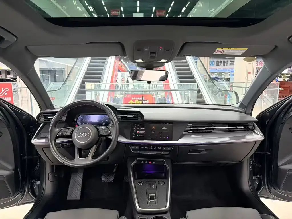 Audi A3 2024 из CN, фото 4