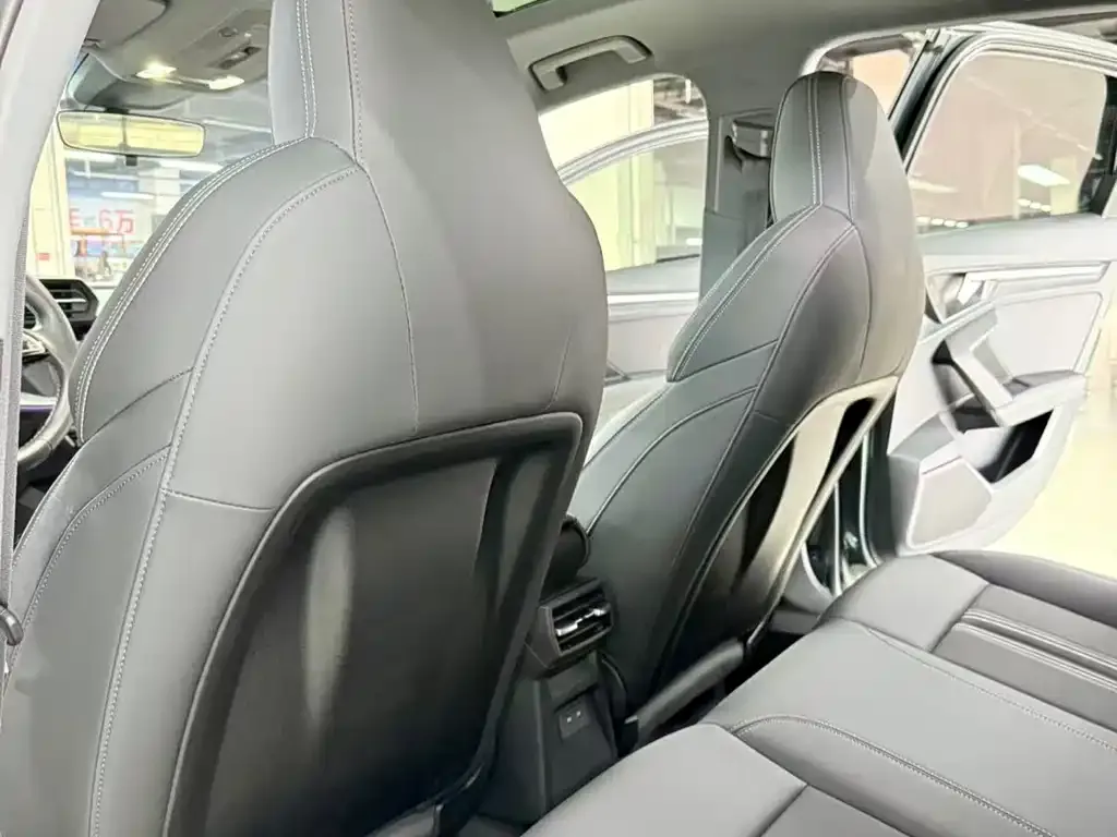 Audi A3 2024 из CN, фото 6